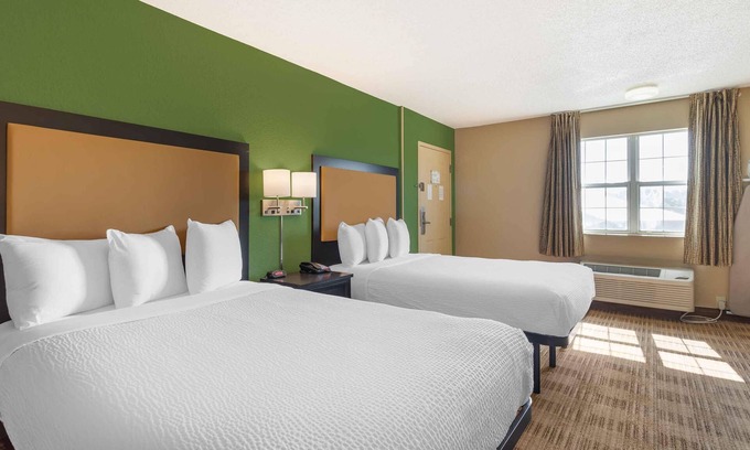 Springdale Hotel | Extended Stay America Suites Cincinnati Springdale I275