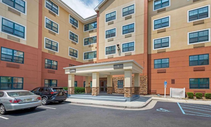 Secaucus Hotel | Extended Stay America Suites - Secaucus - Meadowlands