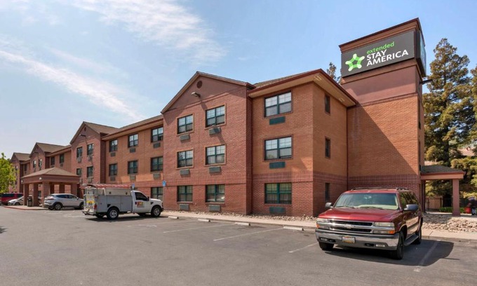 Stockton Hotel | Extended Stay America Suites - Stockton - March Lane