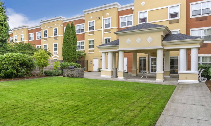 Silver Lake Hotel | Extended Stay America Suites Seattle Everett Silverlake