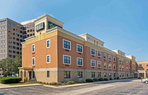 Skokie Hotel | Extended Stay America Suites - Chicago - Skokie