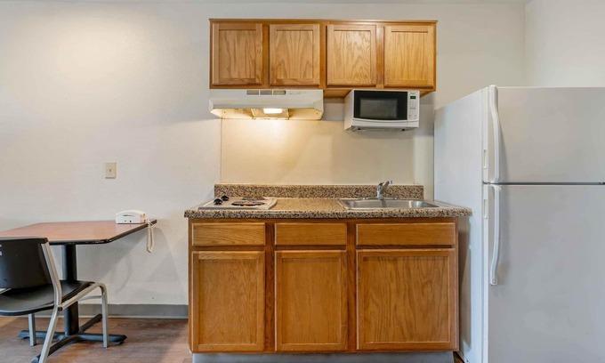 Indianapolis Hotel | Extended Stay America Select Suites - Indianapolis - Lawrence