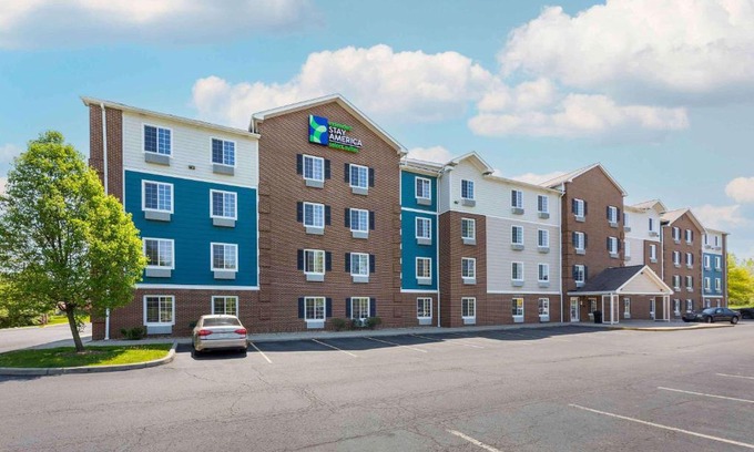 Akron Hotel | Extended Stay America Select Suites - Akron - South