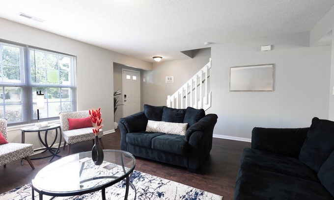 Avon House | Extended Stay Avon FHS Rental