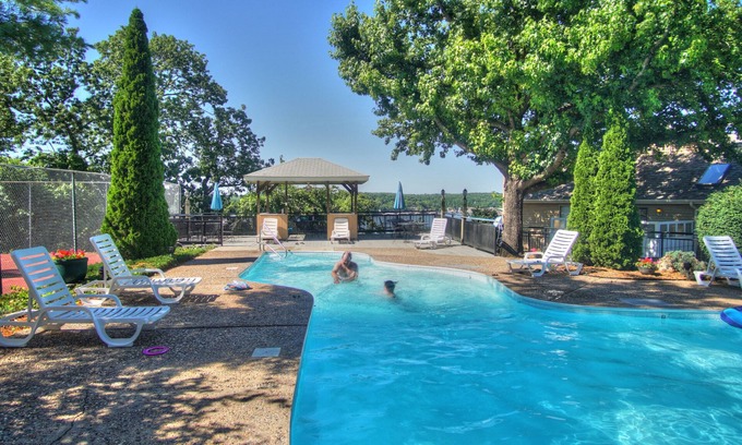 Lake Ozark Condo | Extra Clean and Disinfected in Between Each Stay