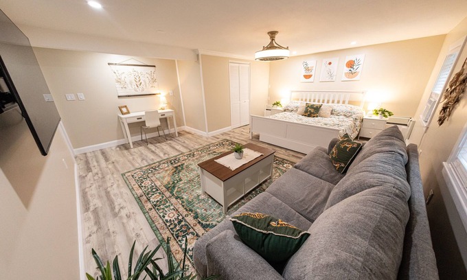 Ward Hill Apartment | Extra large 1 Bedroom apartment!