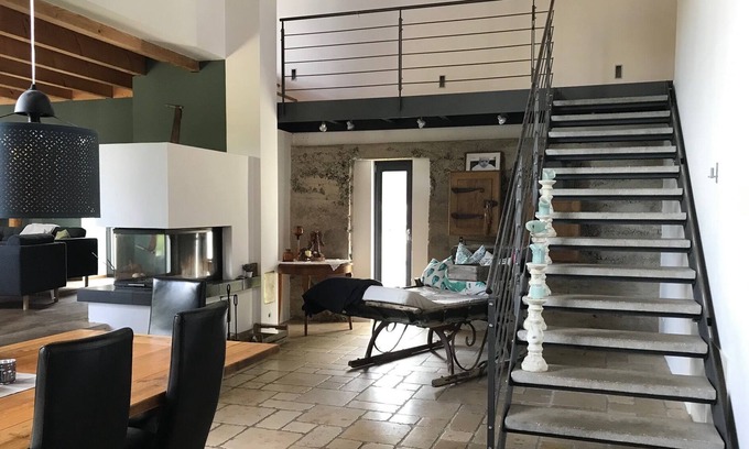 Soyen House | Extraordinary holiday home on the horse farm