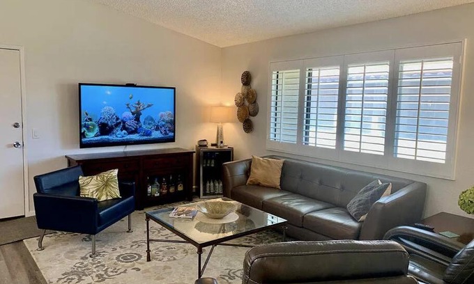 Cathedral City Apartment | Eye Catching.Beautiful, Cozy, Furnished Condo