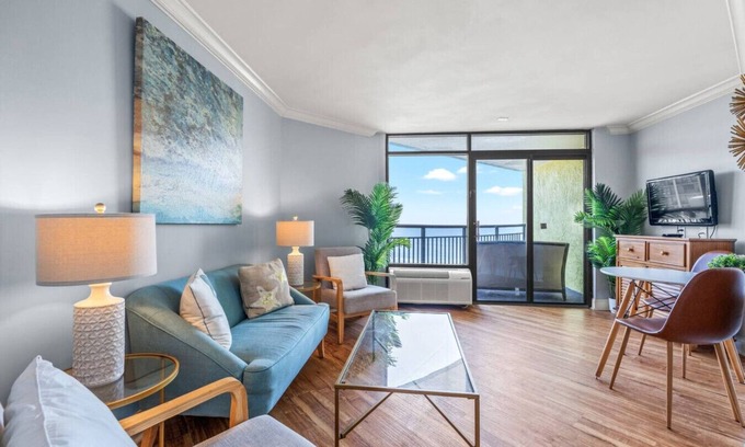 Myrtle Beach Condo | Eye-Catching Ocean View - Indoor Pool - Hot tub and Lazy River - Kitchen