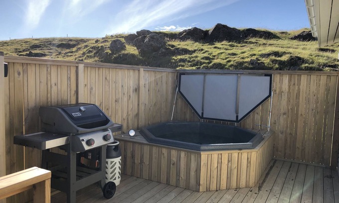 Selfoss Cottage | EYVÍK Cottage #2 on the Golden Circle