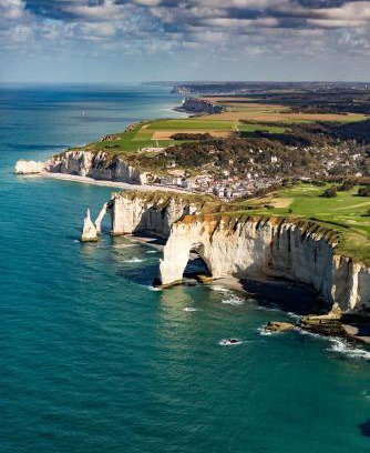 Fecamp Apartment | Fécamp, Etretat, Yport, joli appartement tout près de la plage et de la gare, zéro six soixante dix-huit soixante treize trente six quatre vingt onze