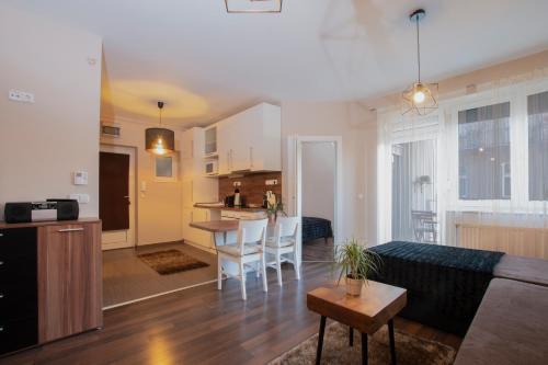 Kaposvar Apartment | Főtér Apartman Kaposvár