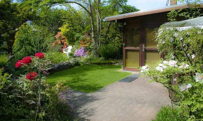 Klein Koris House | F*** bungalow for 3 people. in a charming forest and lake landscape 35 km south. Berlin