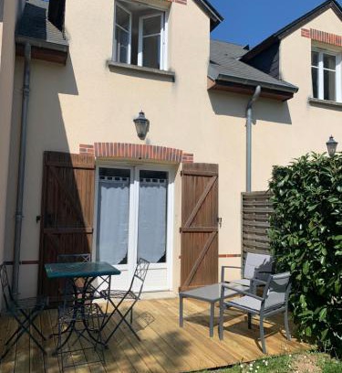 Ardon House | F-Cottage duplex Golf de Limère proche Orleans