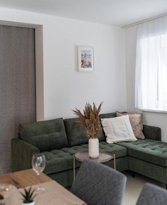 Elmberg Apartment | F13 apartments
