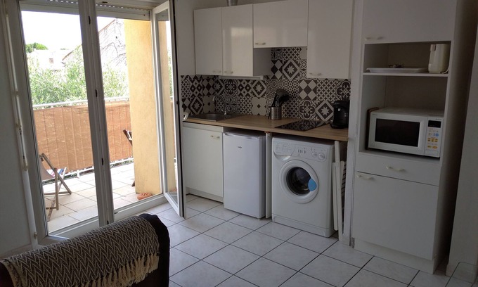 Perols Apartment | F2 with terrace 5 minutes from Carnon beaches