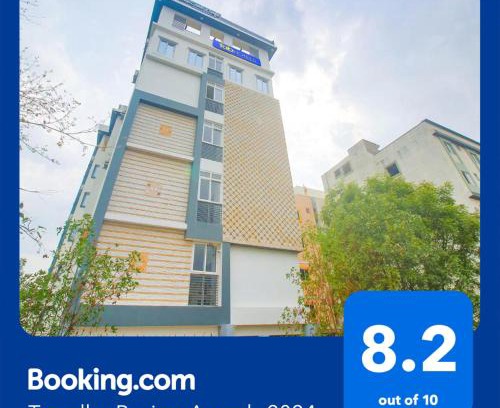 Kondapur Hotel | FabExpress Corner Courtyard - Nr Botanical Garden, Kondapur