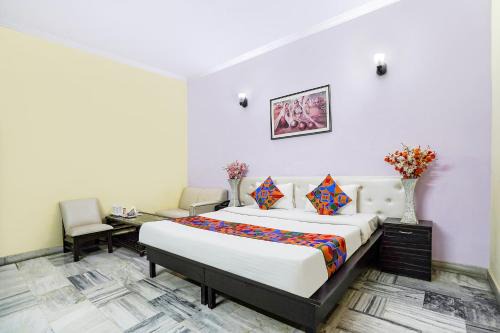 Sector 35 Hotel | FabExpress IVY Inn Sector 35