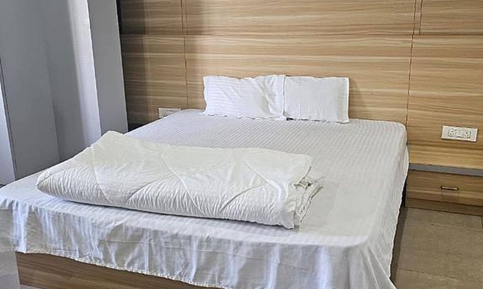 Daulatabad Hotel | Fabhotel Kas Executive