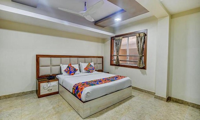 Central Chennai Hotel | FabHotel Central Palace