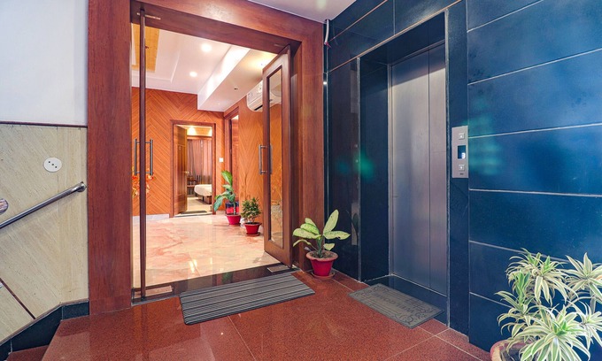 Danapur Hotel | Fabhotel Grand Arya