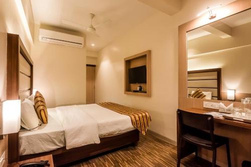 Kopar Khairane Hotel | FabHotel Konar Inn