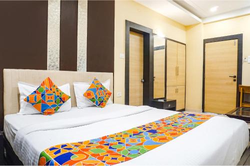 Shivajinagar Hotel | FabHotel Krishna Regency