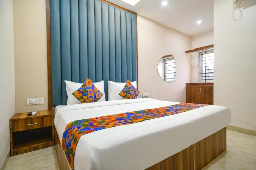 Indore Hotel | FabHotel One Stay