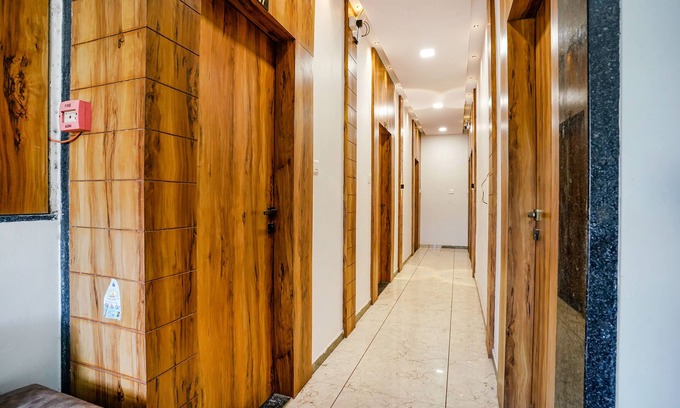 Dumas Hotel | Fabhotel Prime Dumas