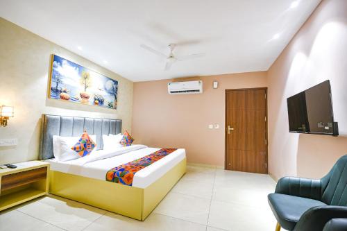Ludhiana Hotel | FabHotel Supreme Suites