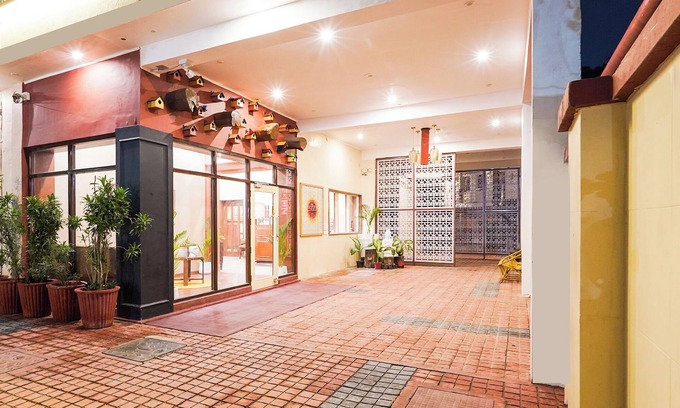 Agra Hotel | FabHotel The Dayal
