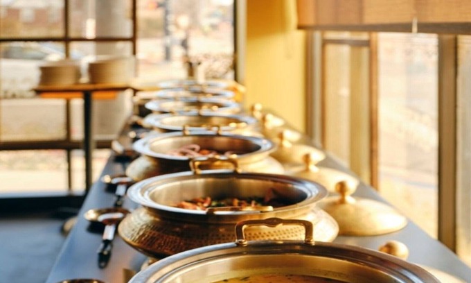 Chandkheda Hotel | FabHotel The Gagan Palace