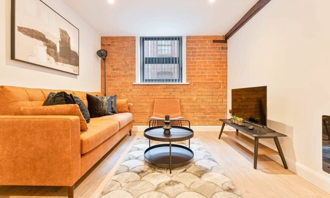 Burton on Trent Apartment | Fabulous 2 Bed Apartment in Burton-on-Trent