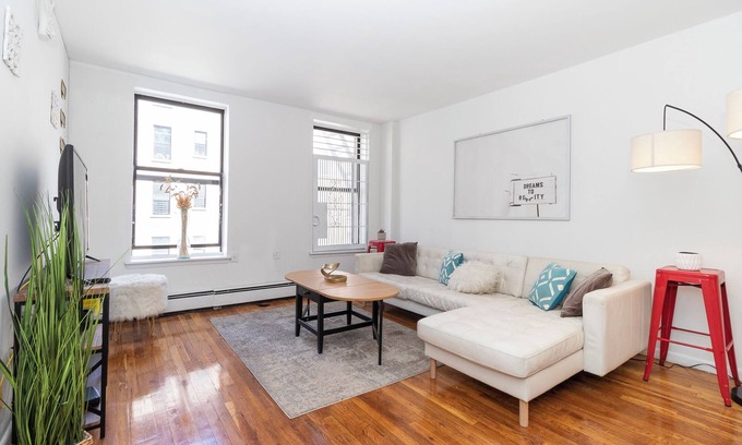 Central Park North Apartment | Fabulous 2Bed Apartment NYC - Central Park North
