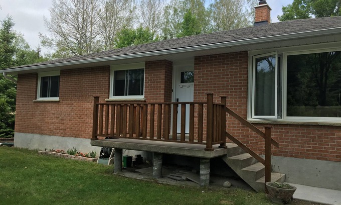 Wymbolwood Beach Cottage | Fabulous 4 Season Cottage for Rent