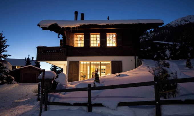 Leysin Ski Chalet | Fabulous chalet, stunning views , indoor jacuzzi, walking distance of ski lifts