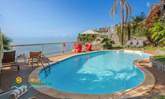 Garajau Villa | Fabulous cliff-face villa, sea-view | Vista Grande