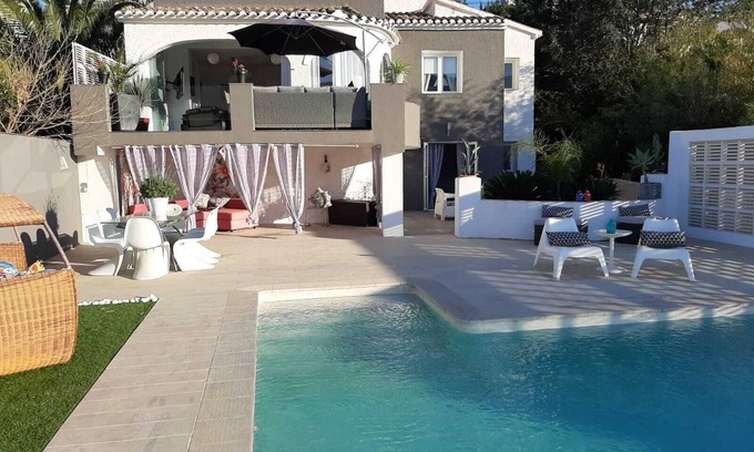 Orba Villa | Fabulous detatched Villa in a great location