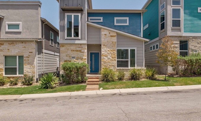 Parker Lane House | Fabulous Eastside House, 3-bed, 8 Min to Downtown!