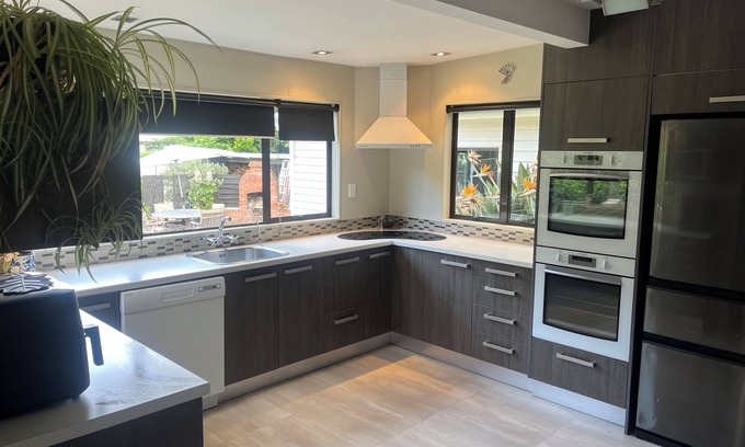 Richmond House | Fabulous family space! 6 bedrooms and large private garden.