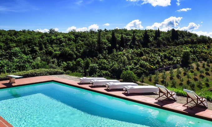 Castellina in Chianti Villa | FABULOUS 6BD - 6BA VILLA WITH STUNNING POOL & VIEWS IN TOP CHIANTI LOCATION!