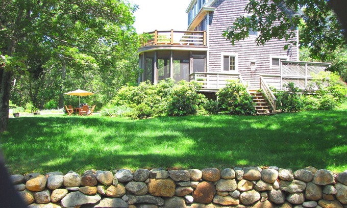 Vineyard Haven House | Fabulous Makonikey with multi-levels & multi-decks ~WALK TO PRIVATE BEACH! A/C!