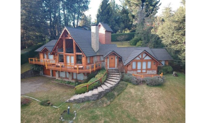 San Carlos de Bariloche Villa | Fabulous mountain house for 8 people