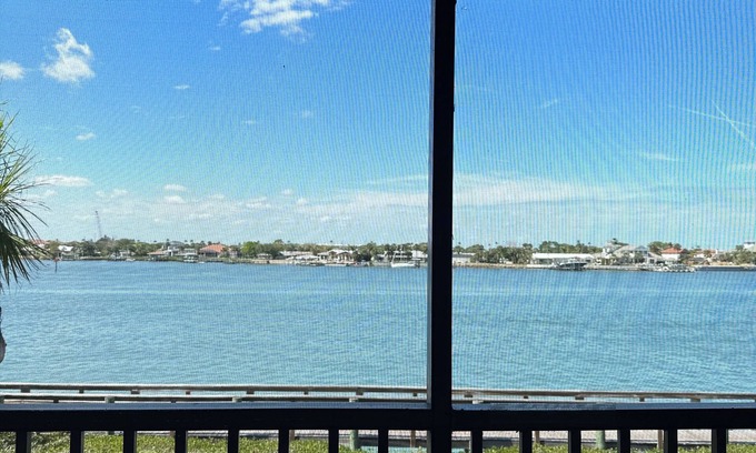 New Smyrna Beach Condo | Fabulous Riverfront condo in charming New Smyrna Beach Available April-November