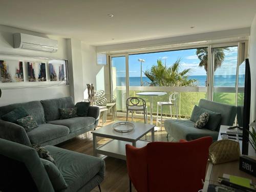 La Cote Radieuse Apartment | Face à la Mer-Canet Plage Sud-F3+Parking