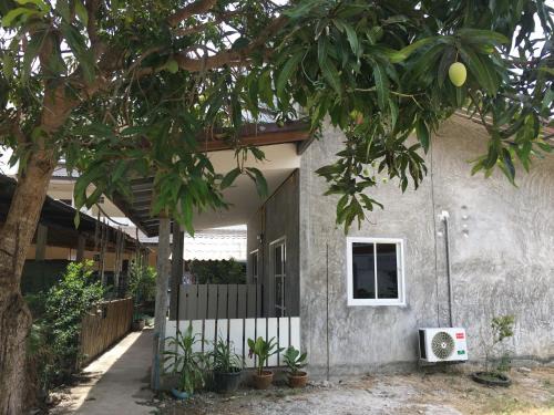 Ko Lanta Apartment | Fahad Calm House