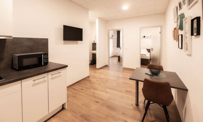 Nordhorn Apartment | FAIR BED 9 City Studio with kitchen, WLAN, 2 rooms & PP