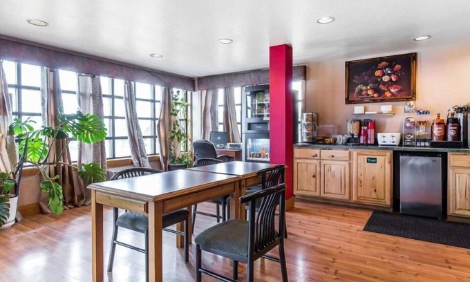 Billings Hotel | FairBridge Inn Express Billings Airport