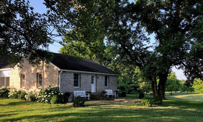 Paris House | Fairfield Farm Cottage