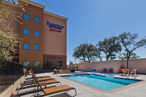 McNeil Hotel | Fairfield Inn and Suites by Marriott Austin Northwest/Research Blvd